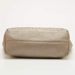 مملوكة مسبقًا Fendi Roll Selleria Metallic Grey Leather Shopper Tote