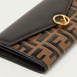 Pre Owned محفظة كونتيننتال فندي جلد مموج زوكا بني/أسود