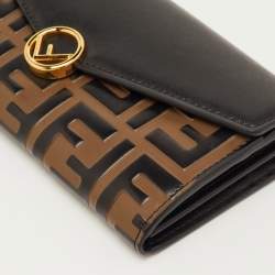 Pre Owned محفظة كونتيننتال فندي جلد مموج زوكا بني/أسود