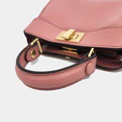 مملوكة مسبقًا Fendi Leather Nano Peekaboo Crossbody Bag
