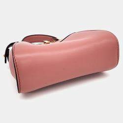 مملوكة مسبقًا Fendi Leather Nano Peekaboo Crossbody Bag