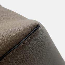 مملوكة مسبقًا حقيبة فنندي ذا واي سيليريا جلد العجل غريج مزوسطة