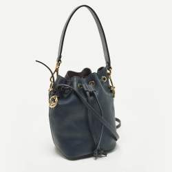 مملوكة مسبقًا Fendi Mon Tresor Mini Navy Blue Leather Bucket Bag