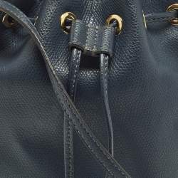 مملوكة مسبقًا Fendi Mon Tresor Mini Navy Blue Leather Bucket Bag