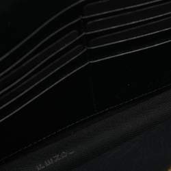 مملوكة مسبقًا محفظة بسلسلة فندي F هو فندي جلد بني/أسود وسط