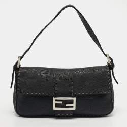 مملوكة مسبقًا Fendi Baguette Black Selleria Leather Flap Bag