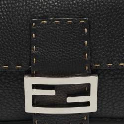 مملوكة مسبقًا Fendi Baguette Black Selleria Leather Flap Bag