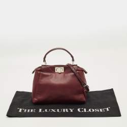 مملوكة مسبقًا حقيبة فندي بكابو صغيرة جلد عنابي بيد علوية