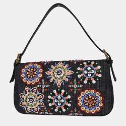 Pre Owned حقيبة باجيت خرزية من الدنيم الأزرق الداكن فندي