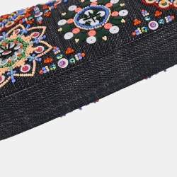 Pre Owned حقيبة باجيت خرزية من الدنيم الأزرق الداكن فندي