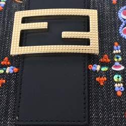 Pre Owned حقيبة باجيت خرزية من الدنيم الأزرق الداكن فندي