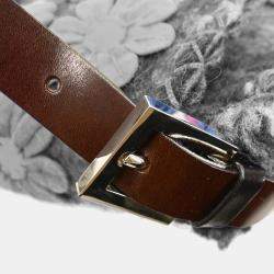 مملوكة مسبقًا حقيبة باغيت فندي زرقاء لباد وترقيع