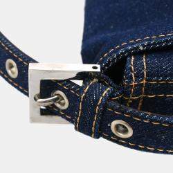 مملوكة مسبقًا حقيبة فندي باغيت جينز نيلي