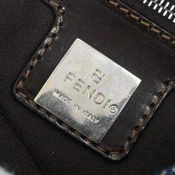 مملوكة مسبقًا حقيبة فندي باغيت جينز نيلي