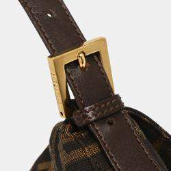 مملوكة مسبقًا Fendi Brown Zucca Baguette Handbag