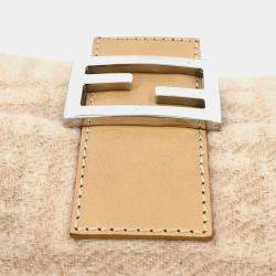 مملوكة مسبقًا Fendi Off White Wool Zucca Mamma Baguette Handbag