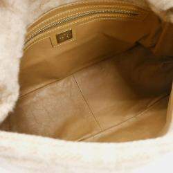 مملوكة مسبقًا Fendi Off White Wool Zucca Mamma Baguette Handbag