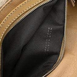 مملوكة مسبقًا Fendi Off White Wool Zucca Mamma Baguette Handbag