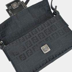 مملوكة مسبقًا حقيبة فندي زوكينو سوداء