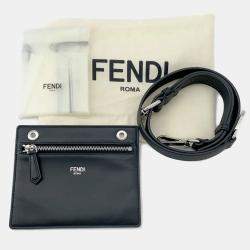مملوكة مسبقًا Fendi Peekaboo Iseeu Mini Leather Handbag Black