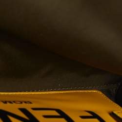 مملوكة مسبقًا حقيبة يد علوية فندي بيكابو أي سى يو صغيرة جلد أبيض