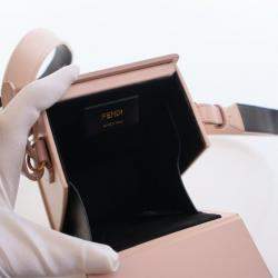 مملوكة مسبقًا حقيبة بوكسا رأسية جلد فندي