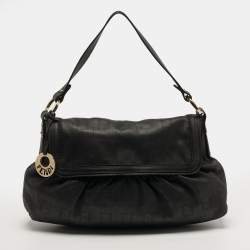 مملوكة مسبقًا حقيبة كتف فندي شيف جلد مثقوب بني شوكو FF