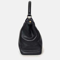 مملوكة مسبقًا حقيبة فندي بيكابو جلد أسود مع حزام