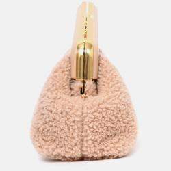 مملوكة مسبقًا حقيبة كلتش فندي شيرلينغ وردي صغيرة فيرست مع حزام