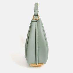 مملوكة مسبقًا حقيبة كتف فندي فينديجرافي جلد أزرق