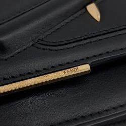 Pre Owned ```json
{"name": "Fendi Black Leather Mini Chain Crossbody Bag", "name_ar": "حقيبة كروس بودي سلسلة ميني جلد أسود فندي"}
```