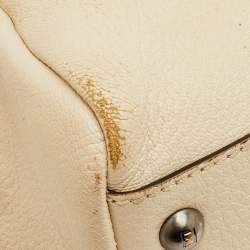 Pre Owned Fendi Peekaboo Large Cream Leather Top Handle Bag