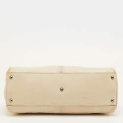 Pre Owned Fendi Peekaboo Large Cream Leather Top Handle Bag