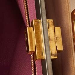 Pre Owned Fendi Peekaboo Large Cream Leather Top Handle Bag