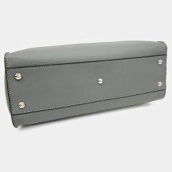 Pre Owned Fendi Grey Leather Peekaboo Regular