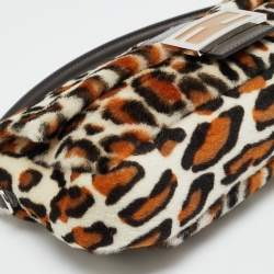 Pre Owned حقيبة يد فندي باكويت طبعة الفهد متعدد الألوان فرو الغنم الإصدار الجديد