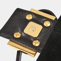 مملوكة مسبقًا Fendi Black Suede Baguette Handbag