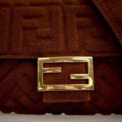 مملوكة مسبقًا Fendi Medium Terry Cloth Baguette