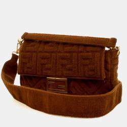 مملوكة مسبقًا Fendi Medium Terry Cloth Baguette