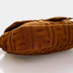 مملوكة مسبقًا Fendi Medium Terry Cloth Baguette