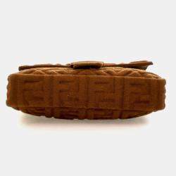 مملوكة مسبقًا Fendi Medium Terry Cloth Baguette