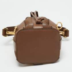 مملوكة مسبقًا Fendi Mon Tresor Pequin Mini Brown Mesh and Leather Bucket Bag