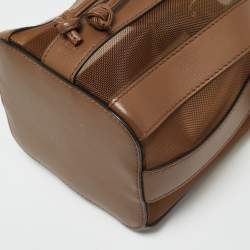 مملوكة مسبقًا Fendi Mon Tresor Pequin Mini Brown Mesh and Leather Bucket Bag