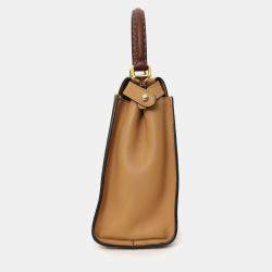 مملوكة مسبقًا Fendi Brown Leather Peekaboo Medium Bag With Strap