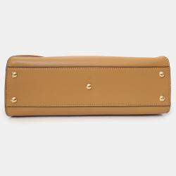 مملوكة مسبقًا Fendi Brown Leather Peekaboo Medium Bag With Strap