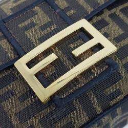 مملوكة مسبقًا Fendi Brown Canvas Zucca Baguette Bag (8BR600)