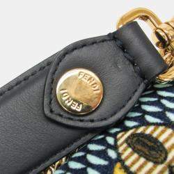 Pre Owned حقيبة كتف جلدية مخملية فندي كان آي أزرق فاتح كحلي أصفر