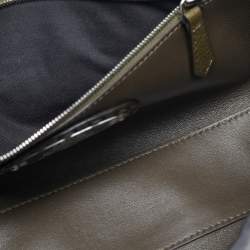 مملوكة مسبقًا حقيبة كتف فندي باغيت سيليريا جلد بني زيتوني