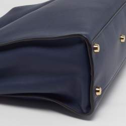 مملوكة مسبقًا Fendi Peekaboo Iconic Large Navy Blue Leather Essentially Top Handle Bag