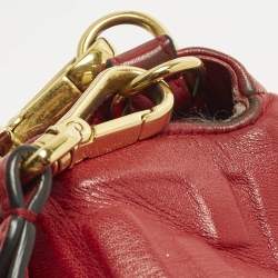 Pre Owned حقيبة كتف فندي باغيت كبيرة حمراء زوكا بنقشة جلد منقوش